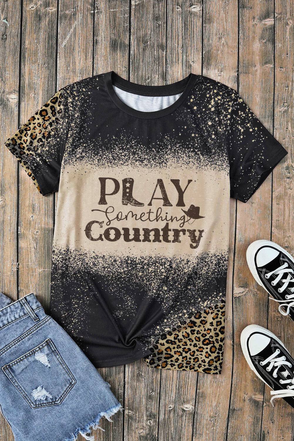 PLAY SOMETHING COUNTRY Graphic Leopard Tee