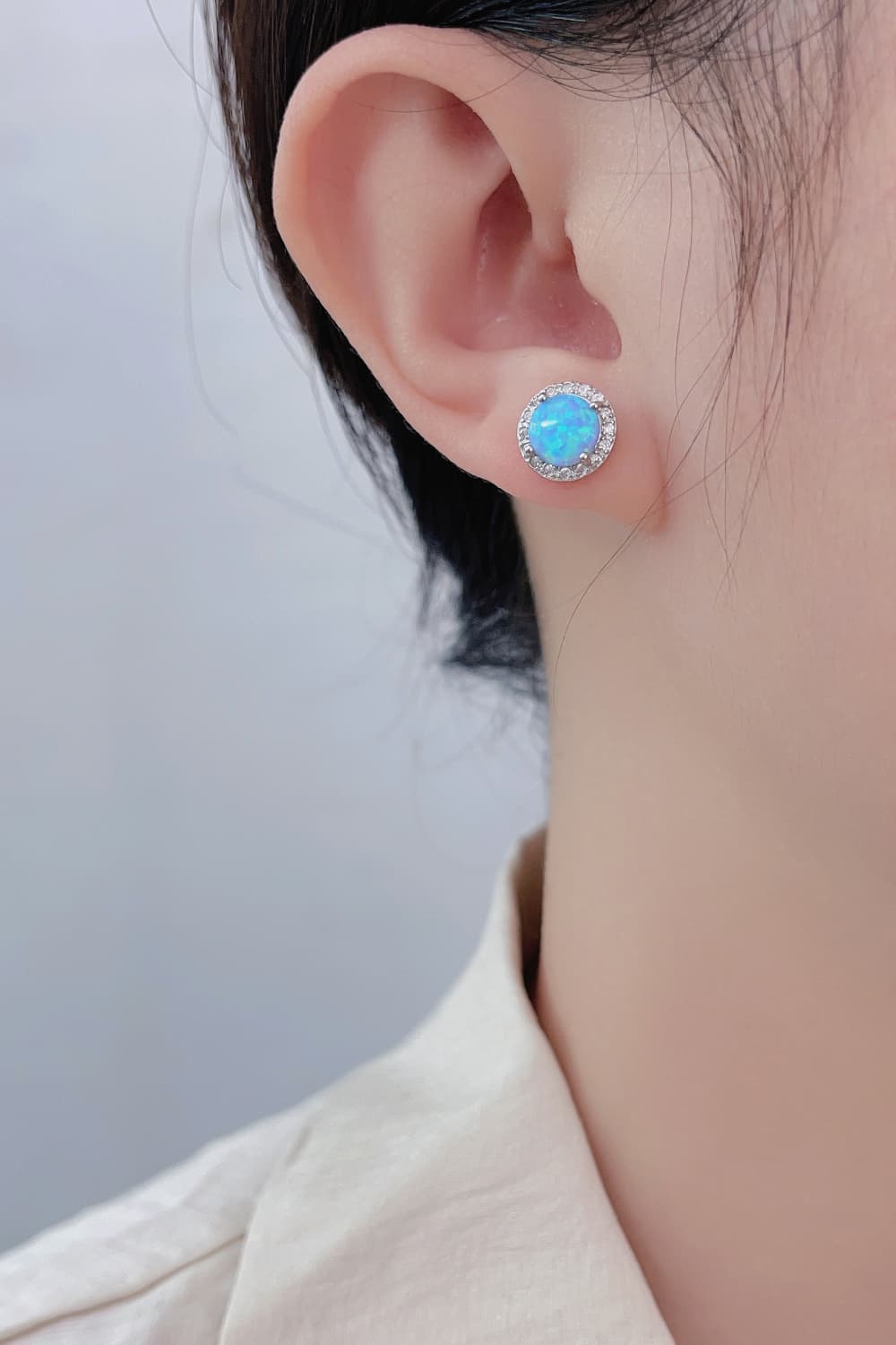 925 Sterling Silver Platinum-Plated Opal Round Stud Earrings